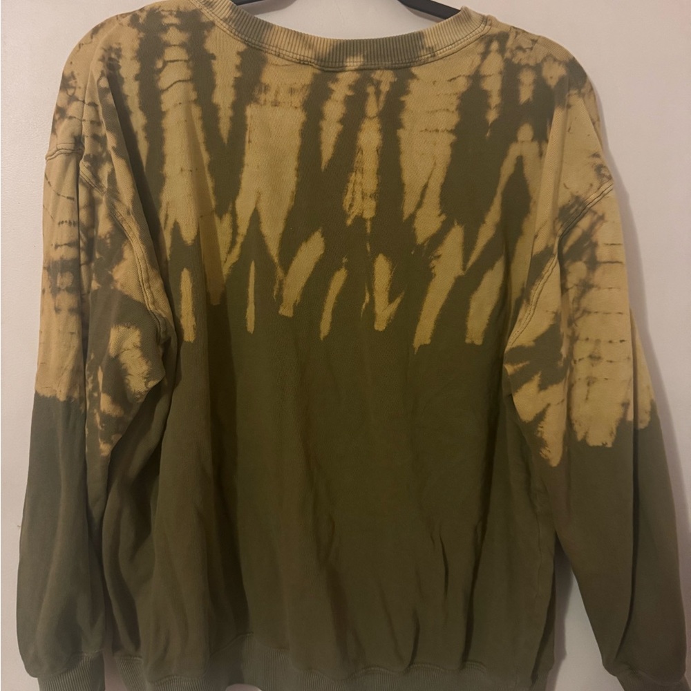 Wild fable sweater